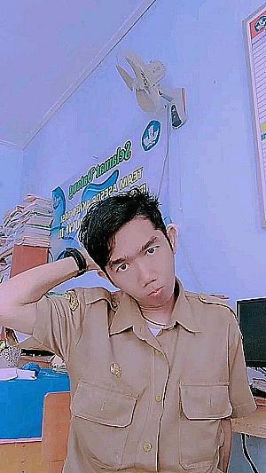 Profile photo for Azis Aditiya