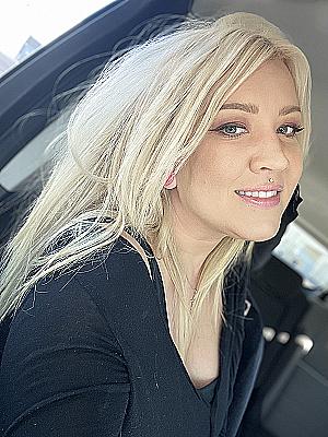 Profile photo for Lauren Barnes