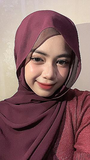 Profile photo for auliaa gina