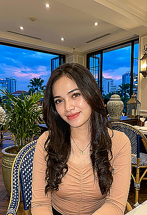Profile photo for Desy Ryza Rosana