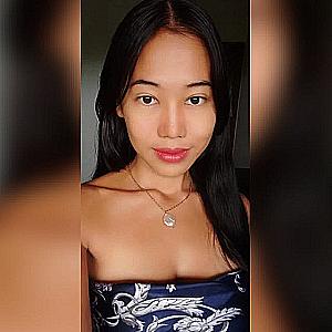 Profile photo for Melly Ailova