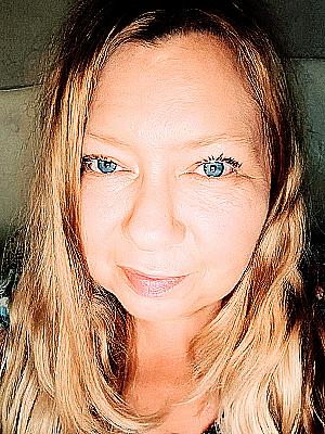 Profile photo for Sharanda Ballew