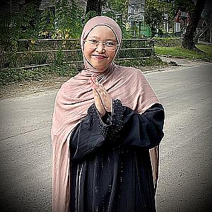 Profile photo for Mayasari .