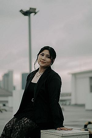 Profile photo for Berliana Berliana