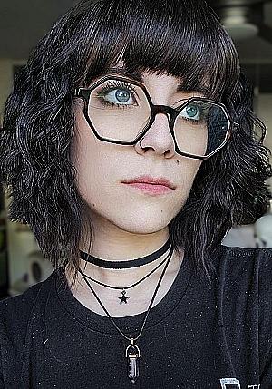 Profile photo for Kat Hawthorne