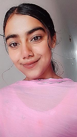 Profile photo for Khushi Chhoker