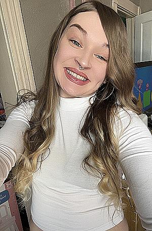 Profile photo for Alexus Bolen