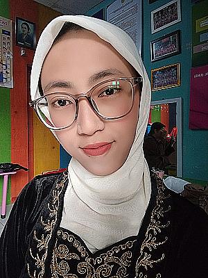 Profile photo for ristin dwi wahyuningsih