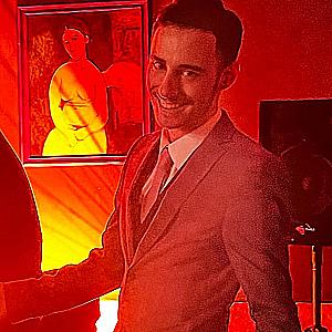 Profile photo for Joshua E Hnatyszyn
