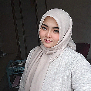 Profile photo for Rani andini