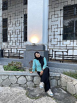 Profile photo for Andhin setya dwi arianti