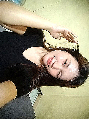Profile photo for Nindya Hawa