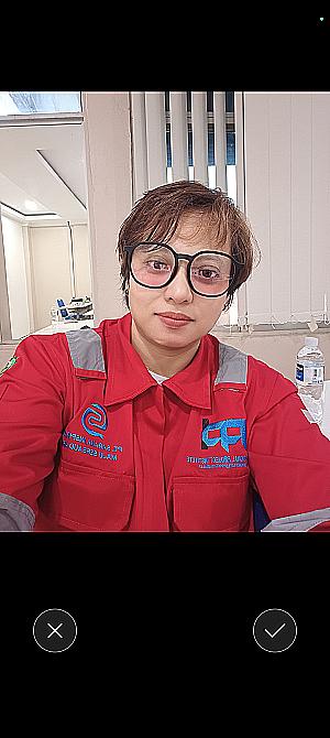 Profile photo for Petry Satia Ningsih