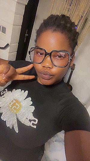 Profile photo for ariyo imoleayo