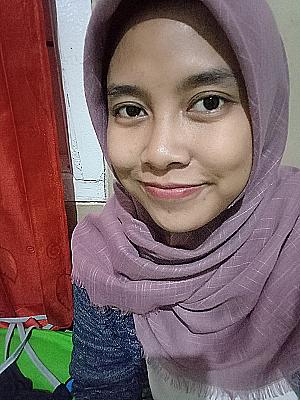Profile photo for Putri Rahayu