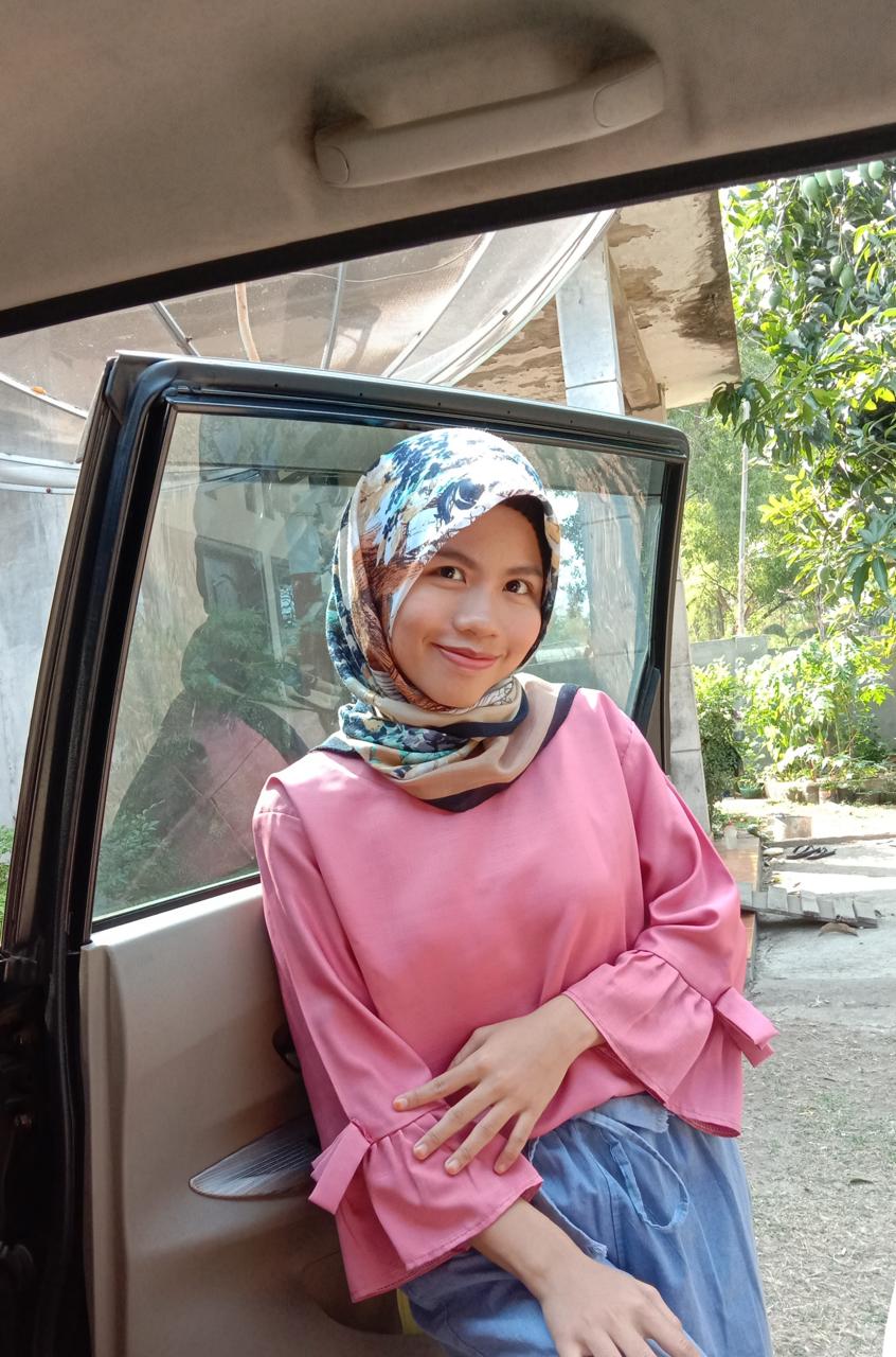 Profile photo for Rini Alfiyani