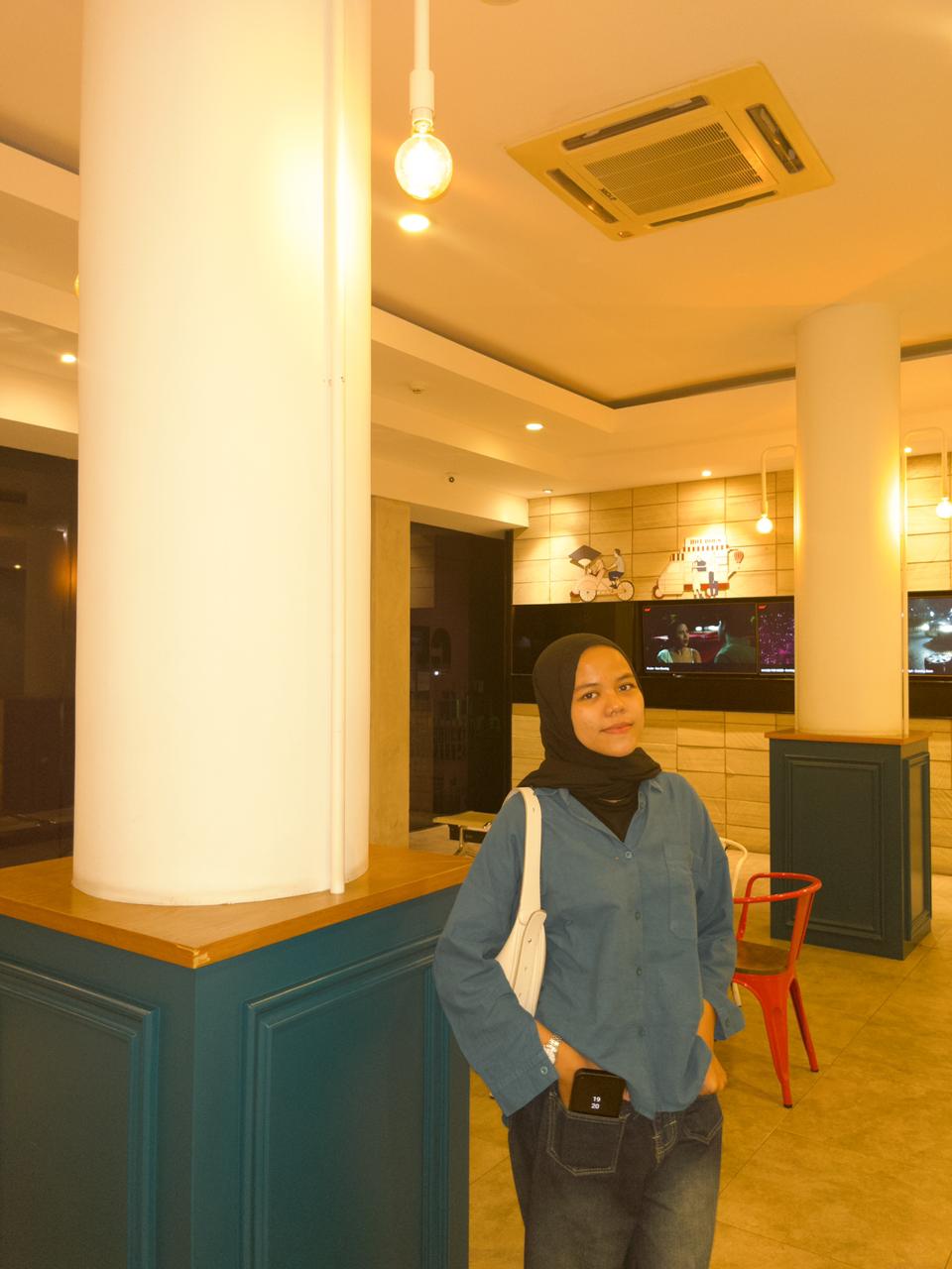 Profile photo for Anggina Roito