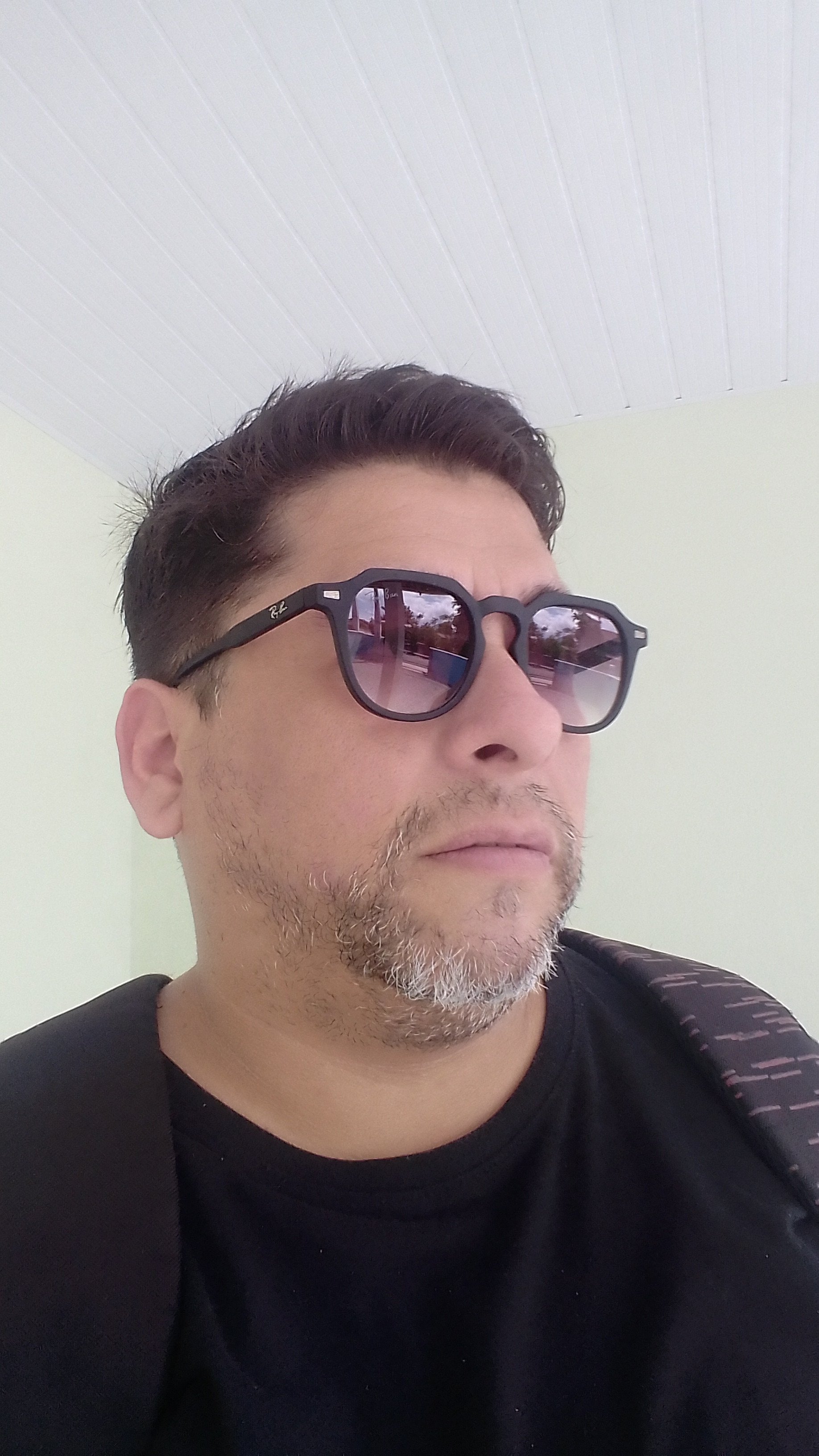 Profile photo for Kelvin suarez