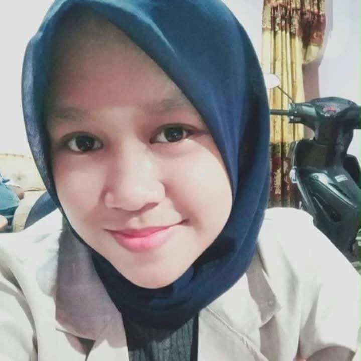 Profile photo for Heni Sri Wulandari