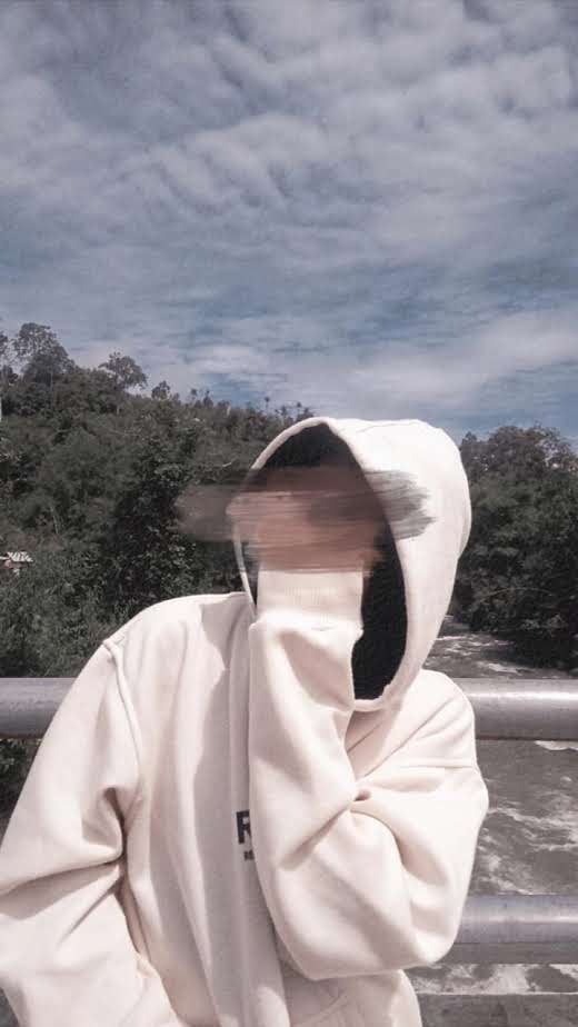 Profile photo for Myel Nouzen