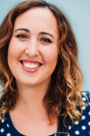 Profile photo for Julia Roth