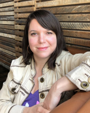 Profile photo for Ellen Latzen