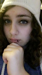 Profile photo for Jewels Simmons