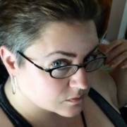 Profile photo for Carrie Blackburn