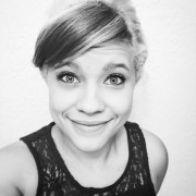 Profile photo for Hanna Cole