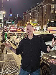 Versatile Voice for Your Commercial Read Banner Image