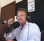 Engaging, Conversational, 'Hochdeutsch' for your Radio, TV, and Online Ad Banner Image