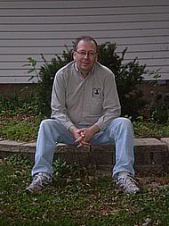 For brands that speak in whispers, not shouts. I deliver voiceover that’s s Banner Image