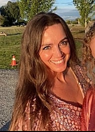 Conversational Commercial Voice Over – TV, Radio & Online Ads Banner Image