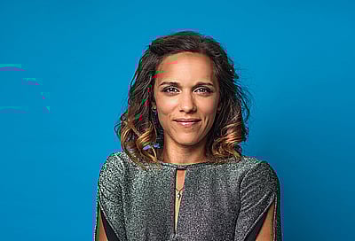 15" Radio ad with British Female: vibrant, relatable & bright sound